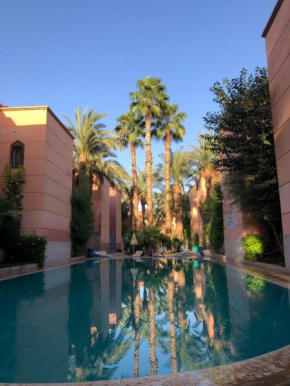 Riad Ramona lQariya seyaheya